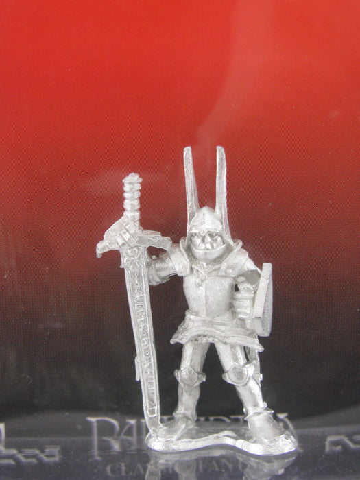 Crusader #03-021 Classic Ral Partha Fantasy RPG Metal Figure