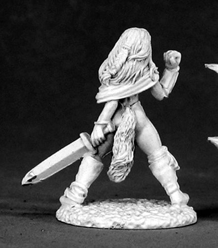Reaper Miniatures Lorna the Huntress #02476 Dark Heaven Legends Unpainted Metal