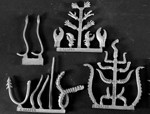 Reaper Miniatures Creature Components (28) #03334 Dark Heaven Unpainted Metal