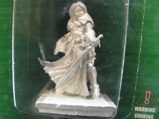 Reaper Miniatures Nazera Bloodraven, Vampire #03681 Dark Heaven Unpainted Metal