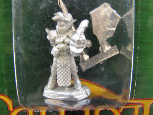 Reaper Miniatures Unpainted Blink Berenwicket, Female Gnome #03689 Dark Heaven