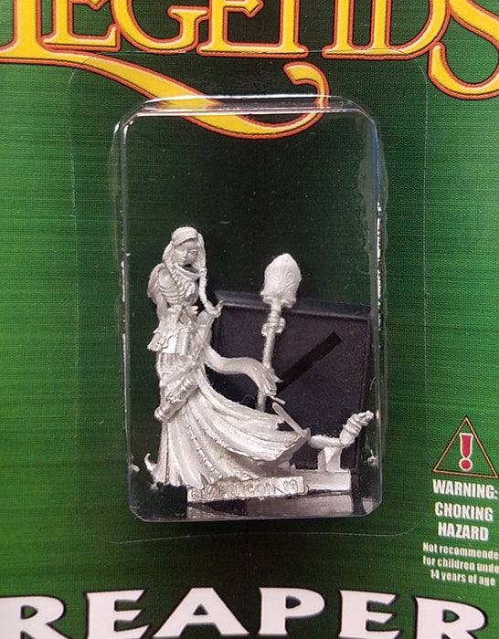 Reaper Miniatures D'Vandra Lukesia #03784 Dark Heaven Legends Unpainted Figure