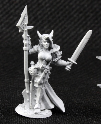 S'Kara, Female Skoli Warrior #03811 Dark Heaven Unpainted Metal