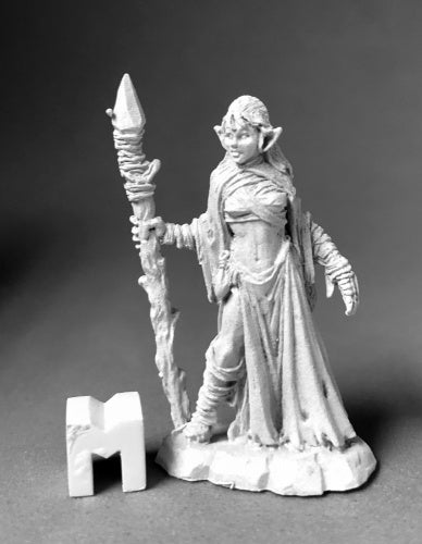 Reaper Miniatures Tianalise, Bog Witch #03895 Dark Heaven Unpainted Metal Figure