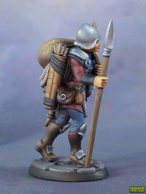 Dungeon Dwellers Marina, Overladen Henchwoman #07075 Bones USA Unpainted Plastic