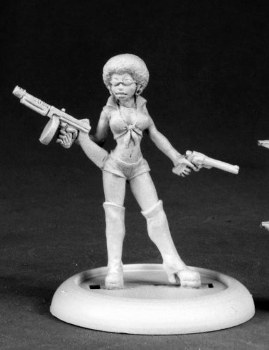 Reaper Miniatures Cleo Greene, Mod Heroine #50194 Chronoscope RPG Mini Figure