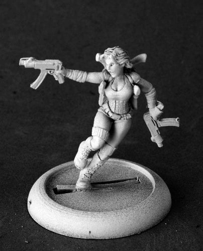 Reaper Miniatures Bonnie, Futuristic Heroine #50210 Chronoscope RPG Mini Figure