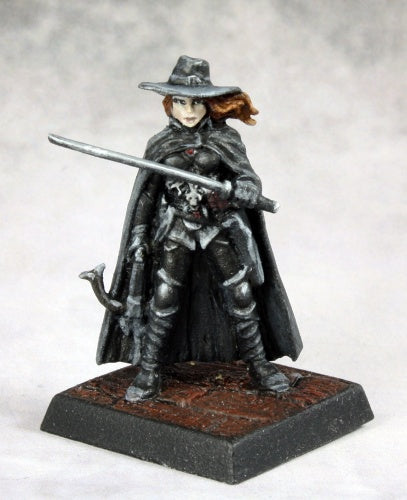 Reaper Miniatures Vampire Hunter #60164 Pathfinder Miniatures Unpainted D&D Mini