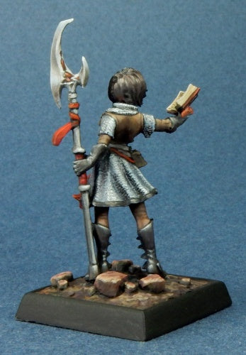 Reaper Miniatures Hosilla #60172 Pathfinder Miniatures Unpainted RPG Mini Figure