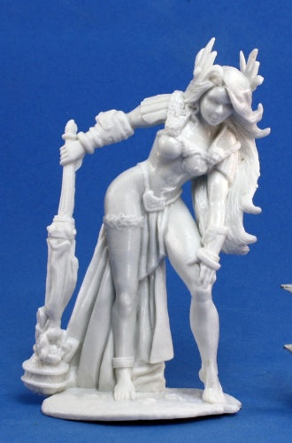 Reaper Miniatures Yephima, Female Cloud Giant #77162 Bones D&D RPG Mini Figure