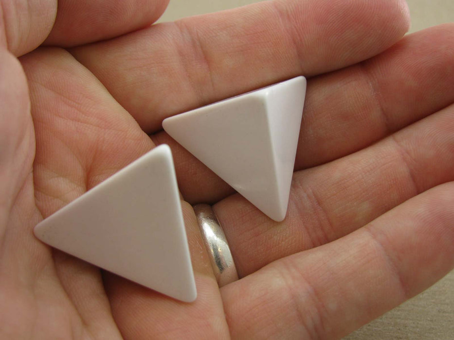 Pack of 2 Blank D4 Jumbo 25mm Dice - White