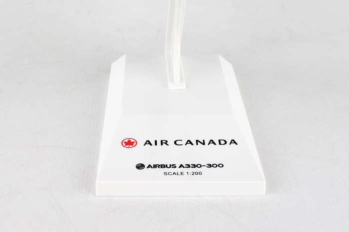Daron Skymarks Air Canada A330-300 1/200 Model Aircraft